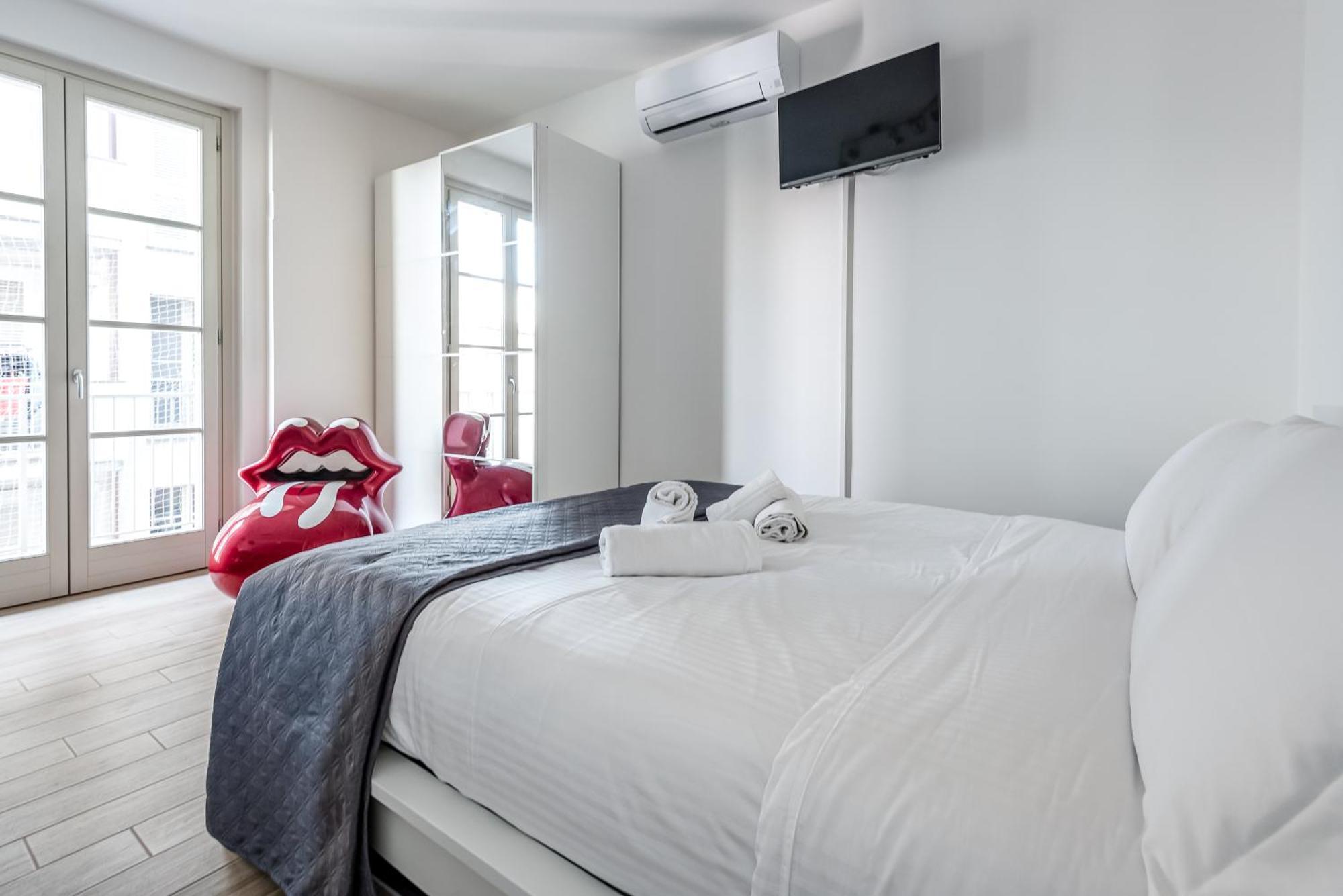 Appartamento Hostly-Giugio'S House-Lungarni And Town Center Pisa Esterno foto