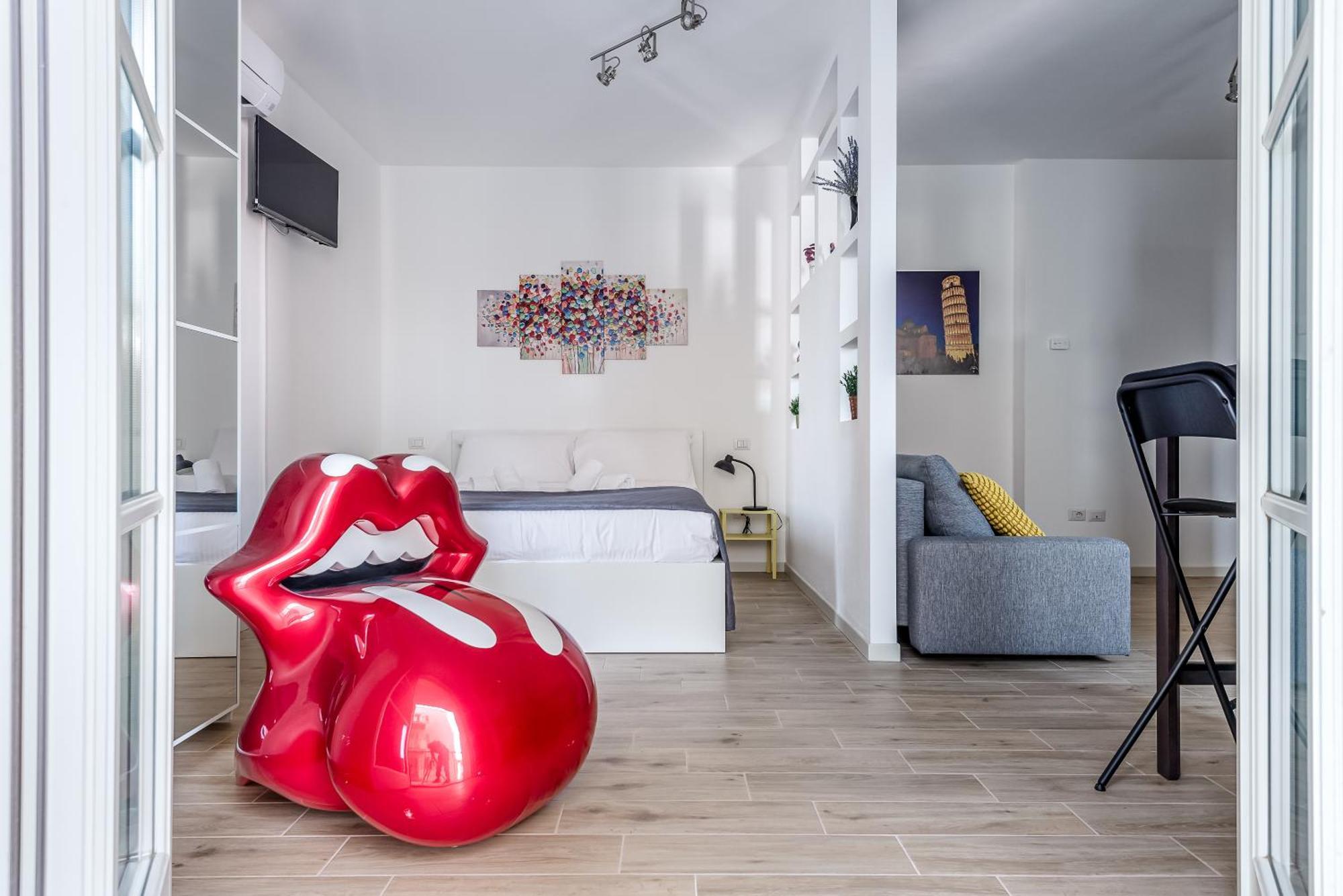 Appartamento Hostly-Giugio'S House-Lungarni And Town Center Pisa Esterno foto